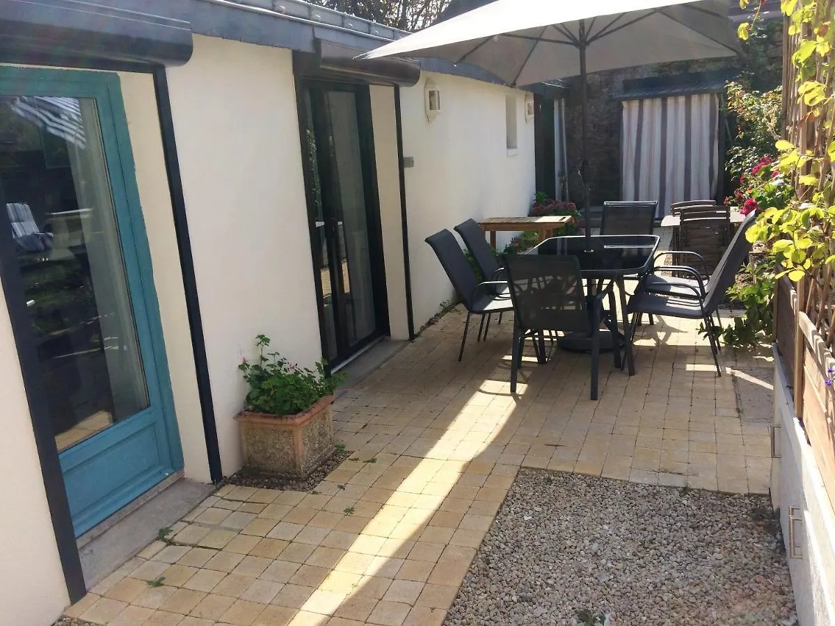 Maison De 2 Chambres A Saint Pierre Quiberon Avec Jardin Clos Et Wifi A 150 M De La Plage Holiday home